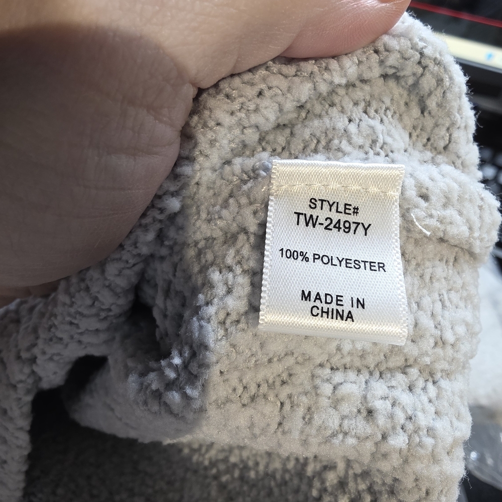 Zenana New In Bag Popcorn Gray Turtleneck Sweater Medium PTP 22 - Picture 3 of 4